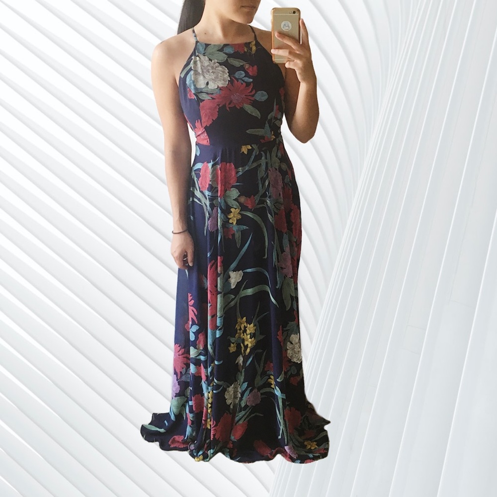 Lulu’s Floral Maxi Dress